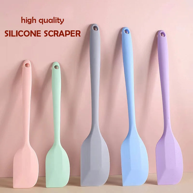 Heat-Resistant Silicone Baking Spatula – Non-Stick Butter & Cream Scraper for Cake Decorating